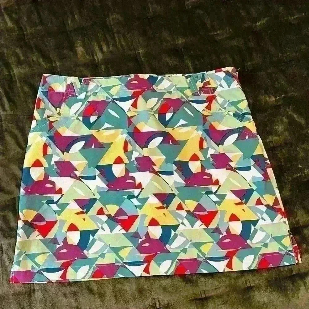 N•VO Skort Ladies Size 12 Bold Colorful Pattern Golf Pickleball Tennis Errands
